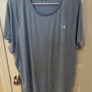 Under Armour Men's Blue T-Shirt